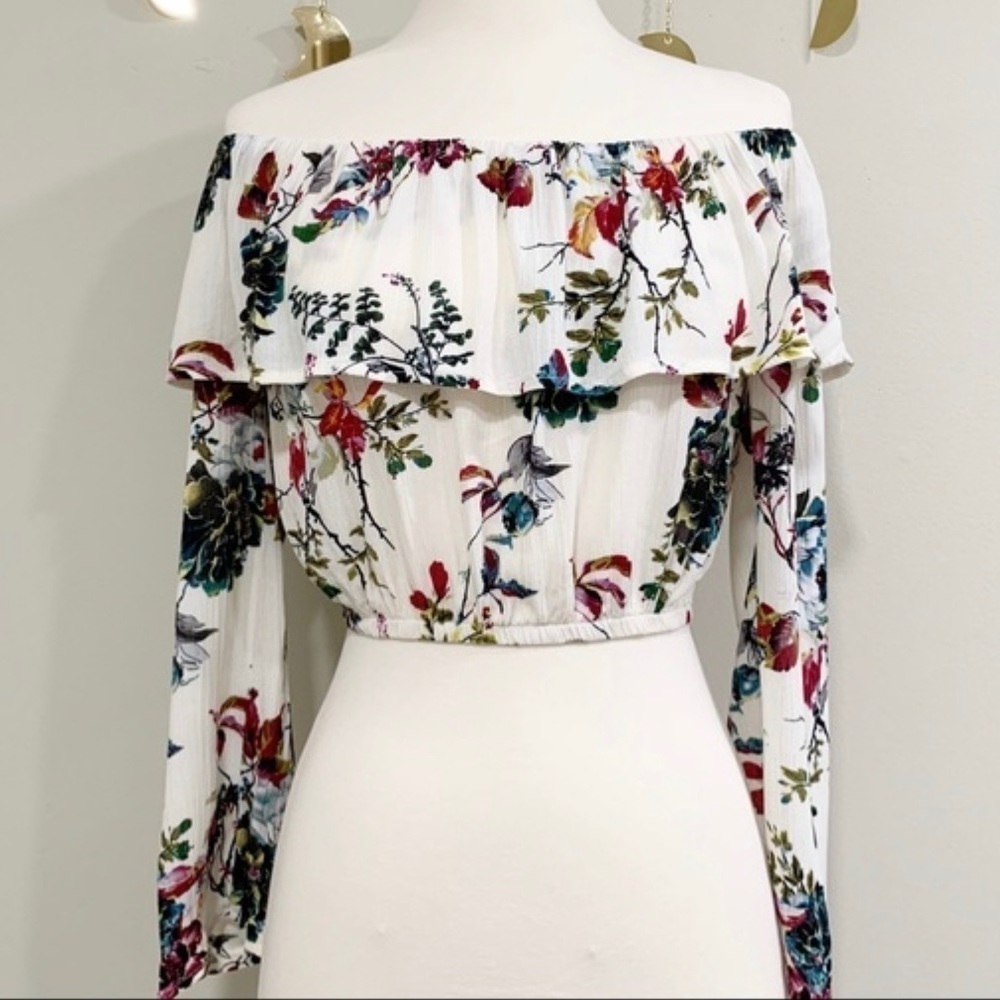 inTu White Floral Off Shoulder Top